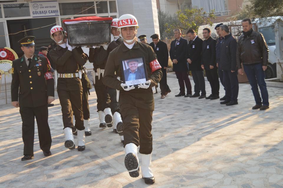 Çineli Kore Gazisi 90 yaşındaki Mustafa Kılcıoğlu askeri törenle son yolculuğuna uğurlandı.