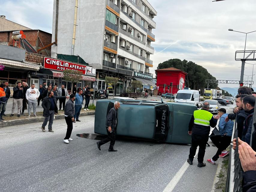Çine'de kontrolden çıkan araç takla attı