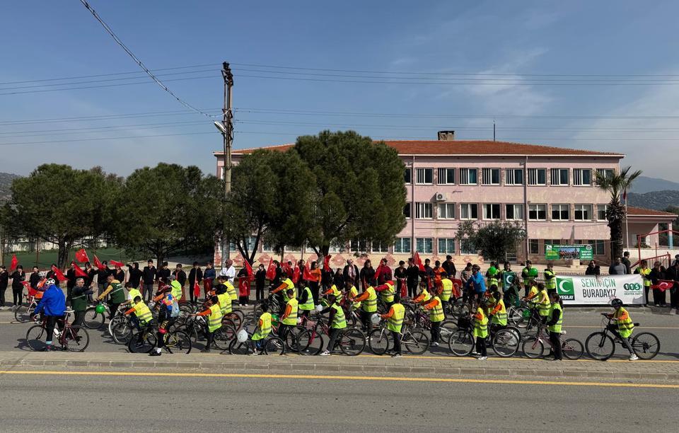 Çine’de öğrenciler sağlıklı yaşam için pedal çevirdi